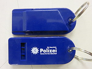 Polizei Trillerpfeife in blau (Bay. Polizei)